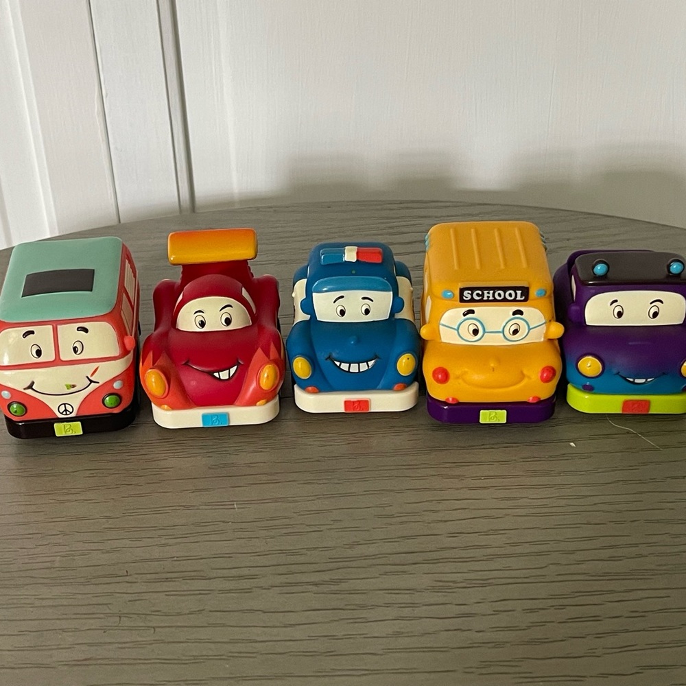B Toys Mini Wheeee-Is! Pull Back Racers Vehicles Cars